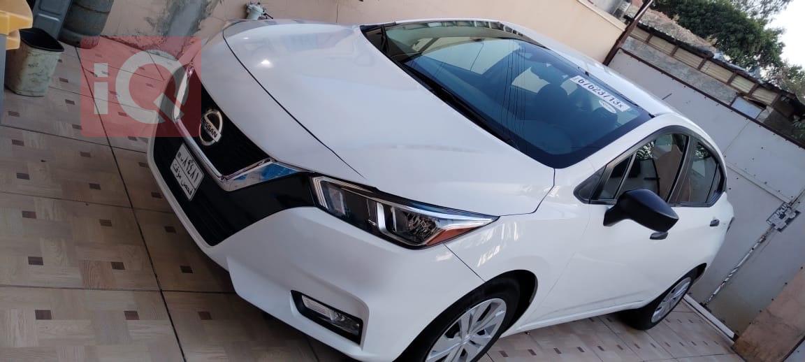 نيسان فيرسا